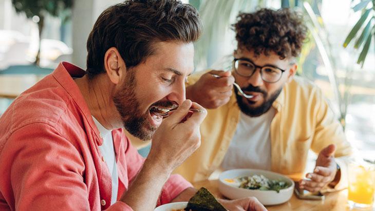 Hızlı yemek yemek doygunluk mekanizmasını bozabilir
