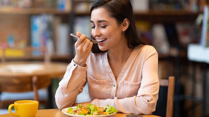 Daha sağlıklı bir yemek ritmi oluşturmak mümkün
