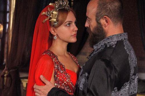 Halit Ergenç ve Meryem Uzerli’den 15 yıl sonra sürpriz proje