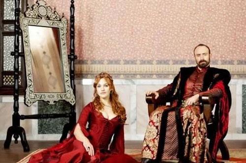 Halit Ergenç ve Meryem Uzerli’den 15 yıl sonra sürpriz proje