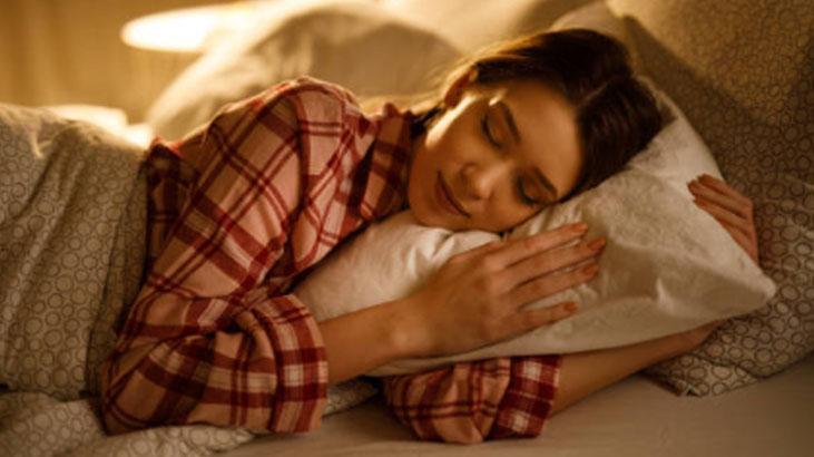 Ergenlik dönemi: 8-10 saat