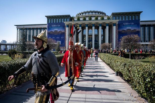 Külliye’de mehter coşkusu Ramazan gecesine marşlar damga vurdu