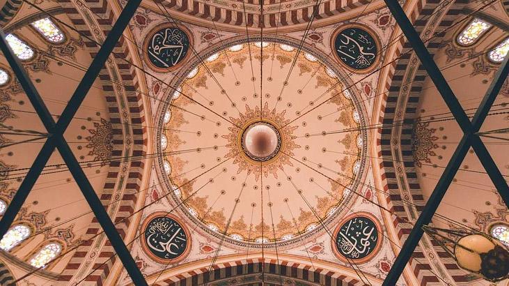 BAYRAM NAMAZI SAAT KAÇTA İSTANBUL, ANKARA, İZMİR, BURSA İl il bayram namazı ne zaman, saat kaçta Bayram namazı kaç rekat, nasıl kılınır