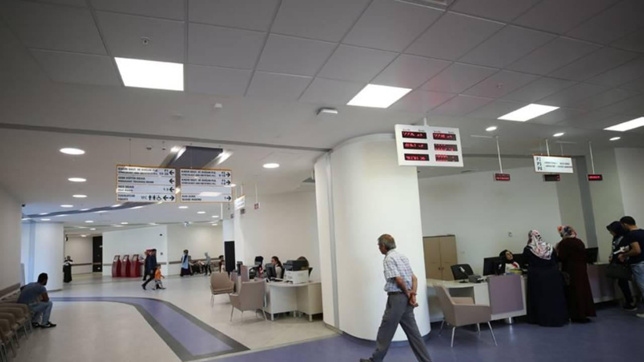 Arefe günü hastaneler ve eczaneler kaça kadar açık