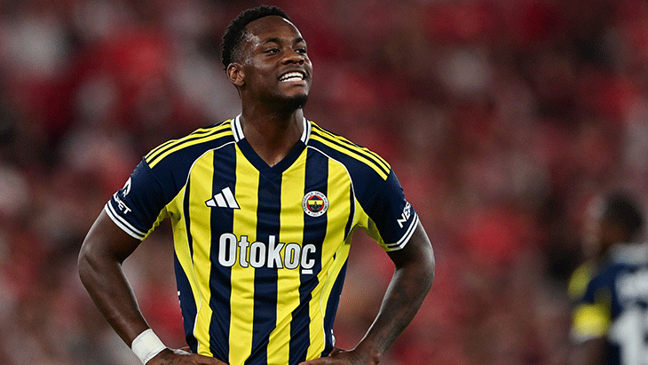 ADAY KADRODA YER ALMADI
Zenit forması giydiği 5 maçta 2 gol atma başarısı gösteren Jhon Duran, milli takım şoku yaşadı. Duran, Kolombiya Milli Takımı'nın aday kadrosuna çağrılmadı. Bu karar Kolombiya'da tartışmalara neden olurken, teknik direktörün tutumuna anlam verilemedi.