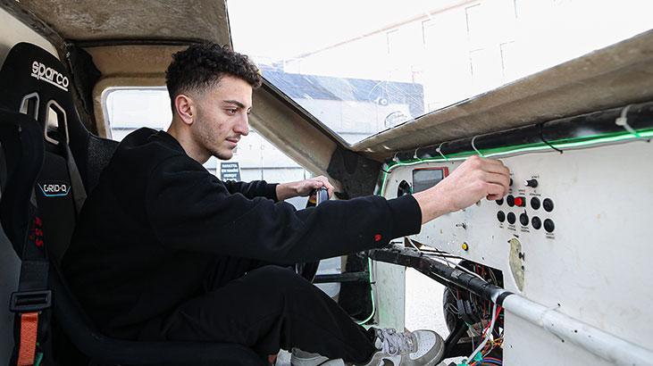 Liseliler geliştirdikleri elektrikli araçla TEKNOFESTte bu kez zirveyi hedefliyor Liseliler geliştirdikleri elektrikli araçla TEKNOFESTte bu kez zirveyi hedefliyor