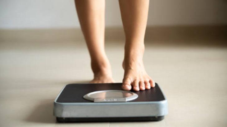 Yıllarca boşuna uğraştı, yeni yöntemle 6 ayda 22 kilo verdi Programa gerek yok Yıllarca boşuna uğraştı, yeni yöntemle 6 ayda 22 kilo verdi Programa gerek yok