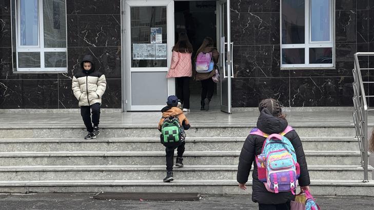 Okullarda ikinci ara tatil sonrası ilk ders zili çaldı