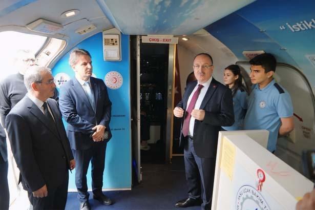 DEPREM BÖLGESİNDEN GELDİ, HEDEFİNİ GÖKYÜZÜNDE KURDU