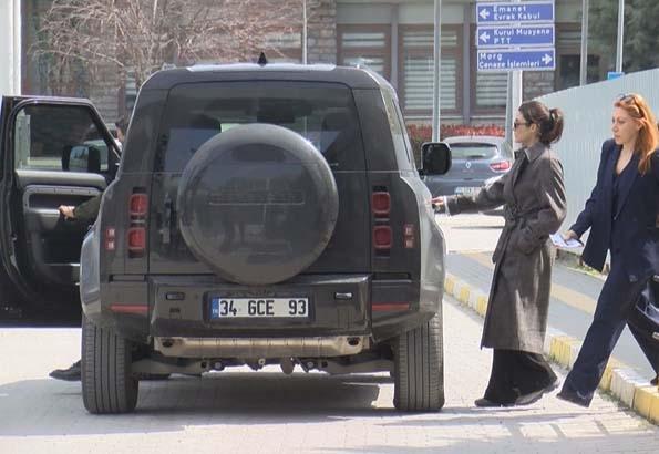 ‘Uyuşturucu’ soruşturmasında Hande Erçel Adli Tıp Kurumu’nda