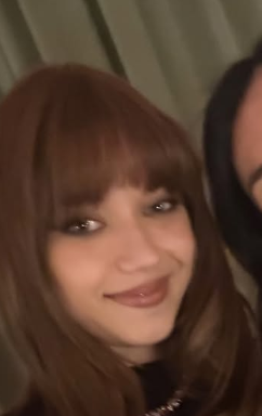 Reklam yüzü oldu, imajını değiştirdi Afra Saraçoğluna sevenlerinden tam not