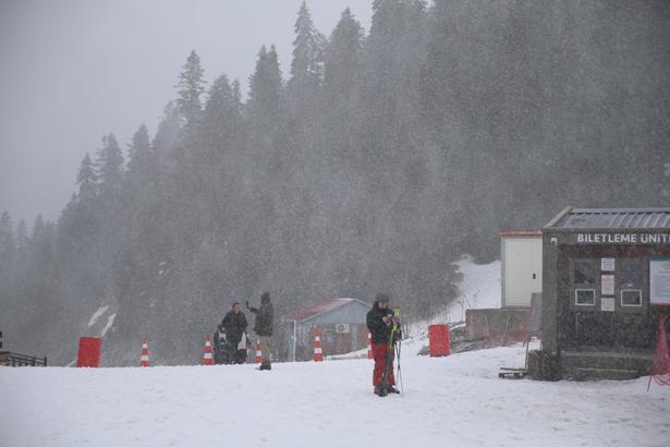 Bahar beklerken kar sürprizi Meteorolojiden birçok ile uyarı: Kar, çığ, sağanak, sel, heyelan, yıldırım...