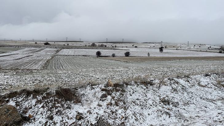Bahar beklerken kar sürprizi Meteorolojiden birçok ile uyarı: Kar, çığ, sağanak, sel, heyelan, yıldırım...