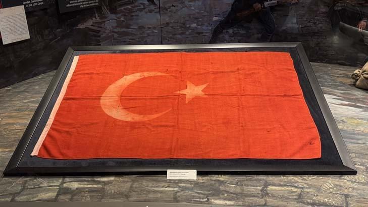 Bir ailenin sandıkta sakladığı büyük sır Tüylerini diken diken emanet Bir ailenin sandıkta sakladığı büyük sır Tüylerini diken diken emanet