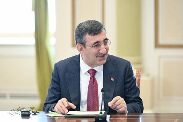 Bakü’de TDT Zirvesi! Cumhurbaşkanı Yardımcısı Cevdet Yılmaz: Ortak vizyonunu pekiştirmek için de önemli bir fırsat