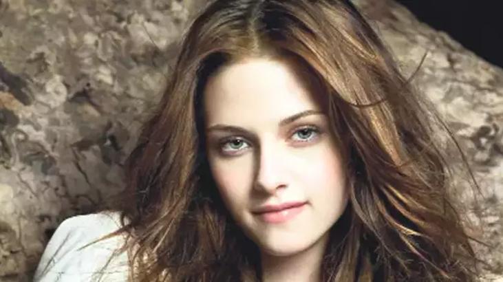 Alacakaranlıkın Bellasıydı Kristen Stewartın 18 yıllık değişimi şoke etti