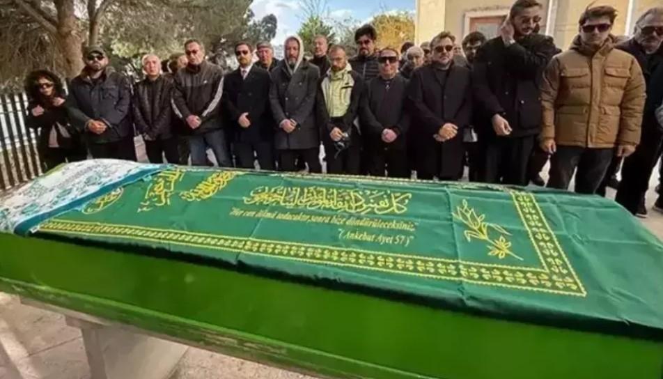 Özlemi her geçen gün artıyor Tanyelinin eşi paylaşımıyla duygulandırdı Özlemi her geçen gün artıyor Tanyelinin eşi paylaşımıyla duygulandırdı