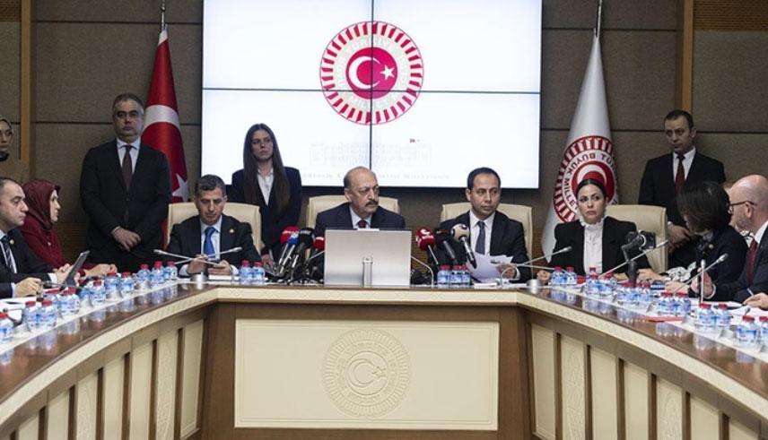 SOSYAL MEDYA YAŞ SINIRI GELDİ Mİ SOSYAL MEDYA YAŞ SINIRI GELDİ Mİ