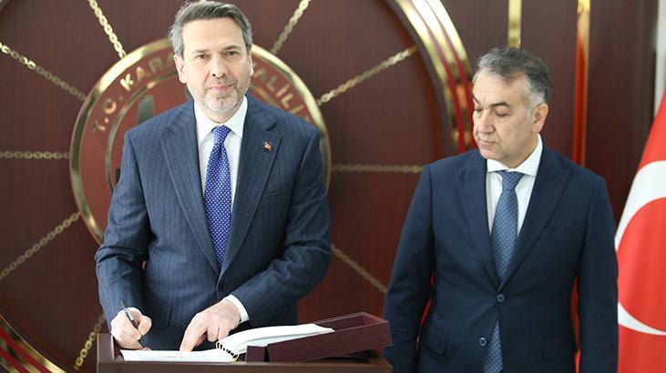 Bakan Bayraktar'dan 'Milli enerji' vurgusu! 'Savaş, ne kadar önemli olduğunu bir kez daha gösterdi'