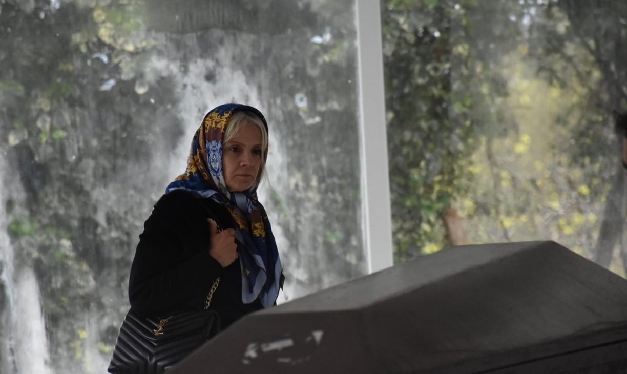 Mehmet Ali Erbilin acı günü Annesi son yolculuğuna uğurlandı