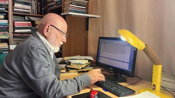 Evinin kapısını açan şaşırıyor Tutkunun yaşı yok: Benim yalnızlığımı giderdi
