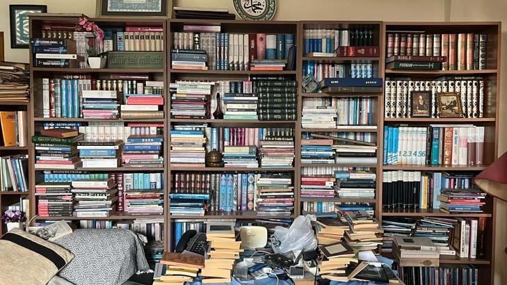 Evinin kapısını açan şaşırıyor Tutkunun yaşı yok: Benim yalnızlığımı giderdi