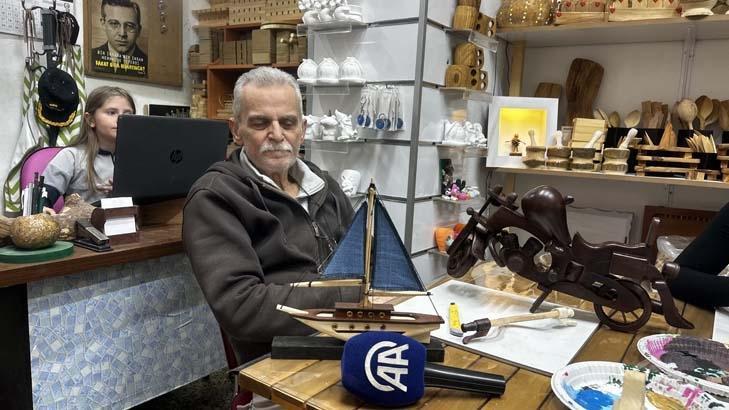 Dede, baba, torun ‘Ziyan olmasın’ diyerek başladılar tam 60 yıllık aynı dükkandalar