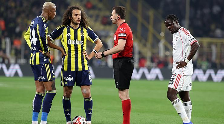 Fenerbahçe-Beşiktaş derbisinden fotoğraflar