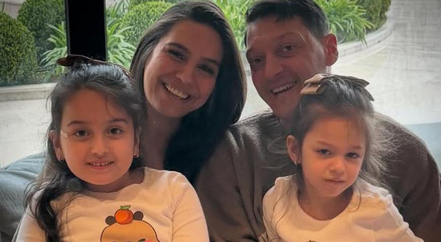 3. kez anne-baba oldular Eda, Ela ve… Yeni isim herkesi şaşırttı 3. kez anne-baba oldular Eda, Ela ve… Yeni isim herkesi şaşırttı