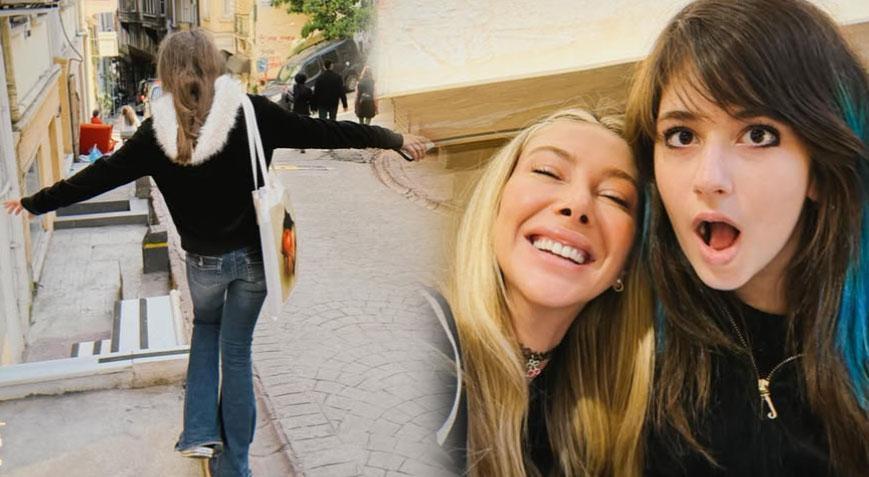 Şeyma Subaşı kızı Melisayla İstanbul turunda: Taksimde ilk seferi, çok sevdi