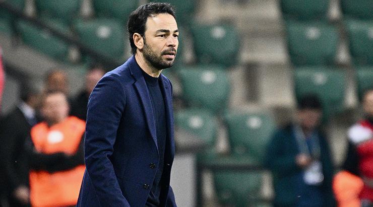Kocaelispor-Başakşehir maçından fotoğraflar
