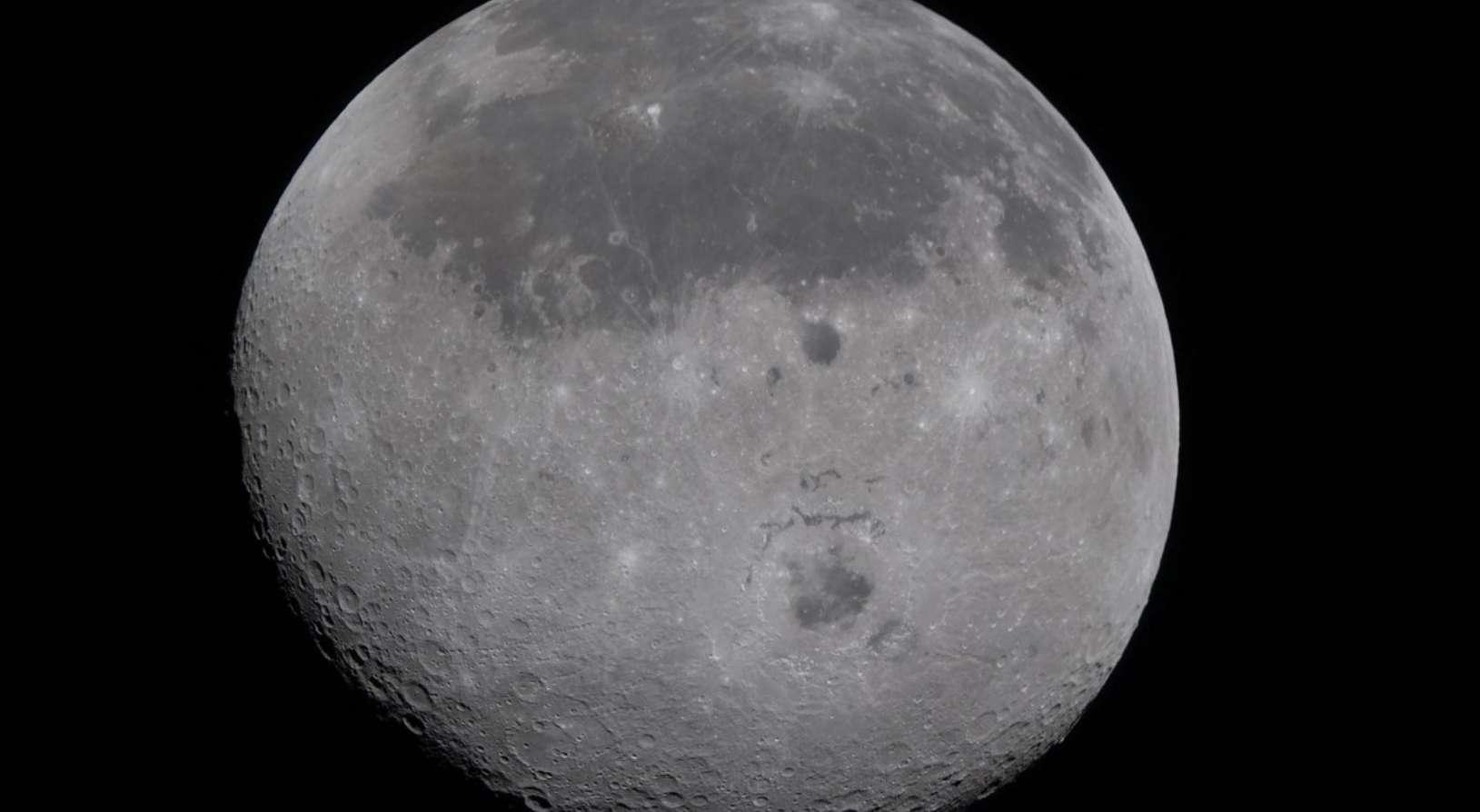 Ay yolculuğunda beklenen rekor geldi İşte Artemis II yolculuğunun çarpıcı kareleri...