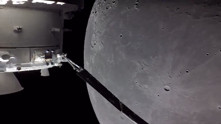 UZAYDA DUYGUSAL ANLAR