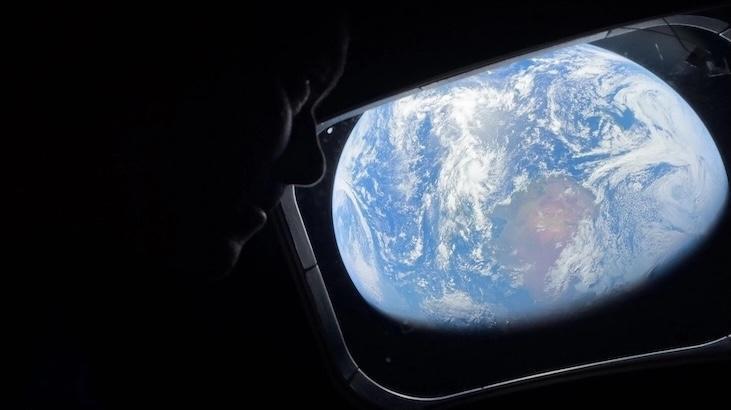 Artemis II, uzay uçuşu tarihinde yeni bir rekor kırdı: İşte muhteşem fotoğraflar