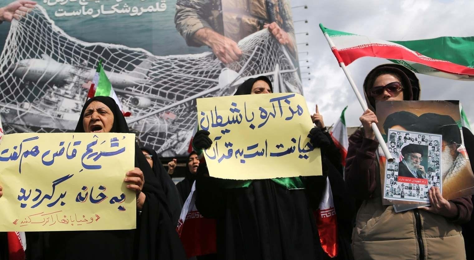 Binler Tahran sokaklarına döküldü ABD-İran arasındaki geçici ateşkes protesto edildi