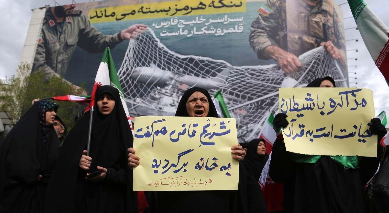 Binler Tahran sokaklarına döküldü ABD-İran arasındaki geçici ateşkes protesto edildi