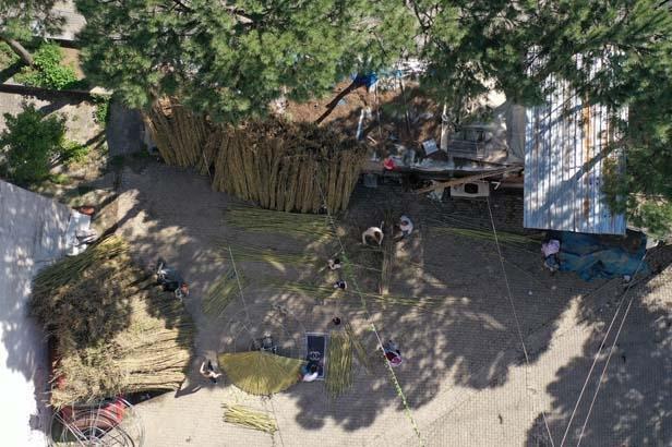 Fabika gibi mahalle, kuşaktan kuşağa aktarılan sır: Bin 500 kişi aynı işi yapıyor