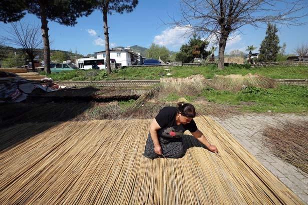 Fabika gibi mahalle, kuşaktan kuşağa aktarılan sır: Bin 500 kişi aynı işi yapıyor