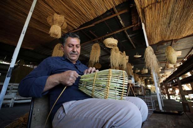 Fabika gibi mahalle, kuşaktan kuşağa aktarılan sır: Bin 500 kişi aynı işi yapıyor