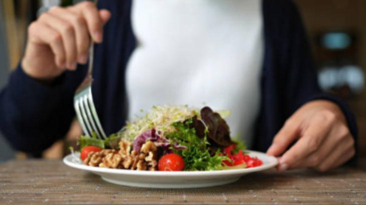 57 kilo verince derisi sarktı Çaresi bu yöntemde saklıymış, karnı artık dümdüz