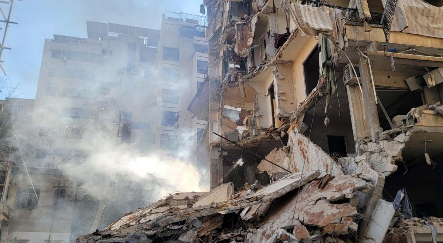 İsrailden Lübnana tarihinin en büyük saldırısı Onlarca ölü, yüzlerce yaralı var: İşte bombardıman sonrası dehşet veren kareler...