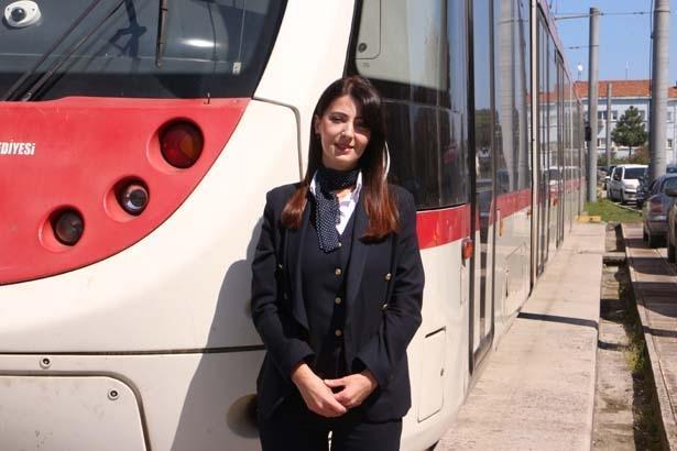 40 yaşında kariyer değiştirdi Üniversiteyi 3üncülükle bitirdi: Yaptığım meslekle gurur duyuyorum’ 40 yaşında kariyer değiştirdi Üniversiteyi 3üncülükle bitirdi: Yaptığım meslekle gurur duyuyorum’