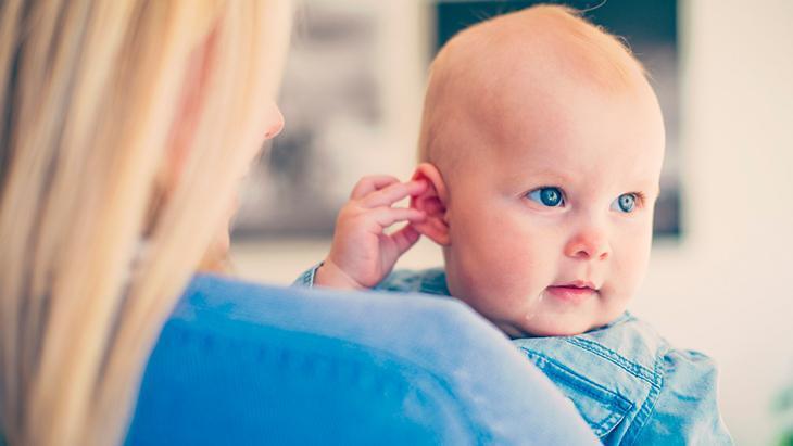 Çocuğunuz sürekli kulağını çekiyorsa dikkat! Nedeni enfeksiyon olabilir