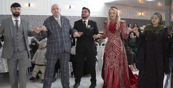 MÜSLÜMAN OLUP, LİAN ELİF İSMİNİ ALDI