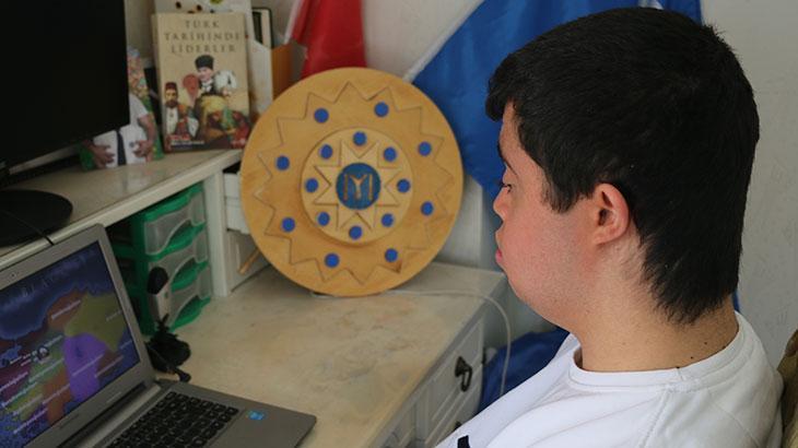 Normal oyuncakları reddetti! Down Sendromlu Deniz’in sıra dışı yeteneği