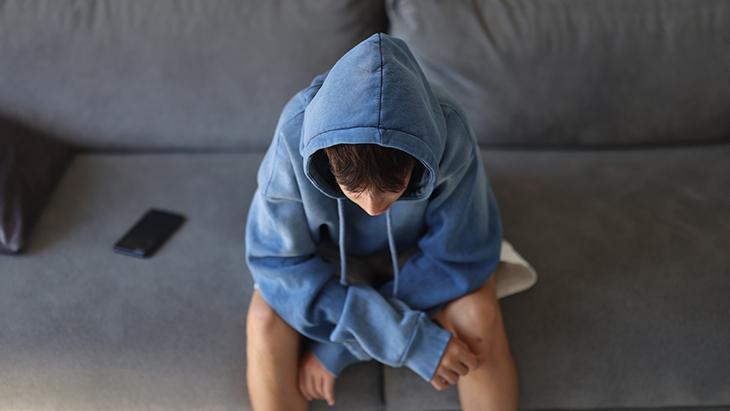 Gizli tehlike: Hareketsizlik! 'Günde 8 saatten fazla oturmak riski artırıyor'