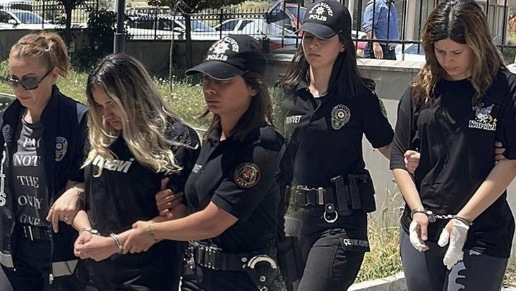 Yasak aşk cinayetine indirimsiz ceza! 2 kadın, bir anneyi 36 günlük bebeğinin yanında öldürdü