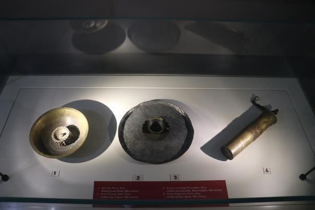 Atatürk’ün annesiyle buluşup hasret giderdiği ev müze oldu Tarihi anının izleri korunuyor Atatürk’ün annesiyle buluşup hasret giderdiği ev müze oldu Tarihi anının izleri korunuyor