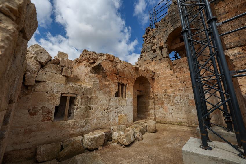 Dünyanın gözü burada Roma’nın gizemli yeraltı dünyası: Zerzevan’da Mithras gizemi Dünyanın gözü burada Roma’nın gizemli yeraltı dünyası: Zerzevan’da Mithras gizemi