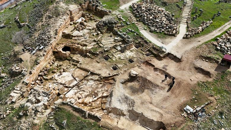 Dünyanın gözü burada Roma’nın gizemli yeraltı dünyası: Zerzevan’da Mithras gizemi Dünyanın gözü burada Roma’nın gizemli yeraltı dünyası: Zerzevan’da Mithras gizemi